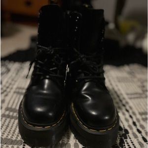 Dr.Martens Jadon Women’s platform boots